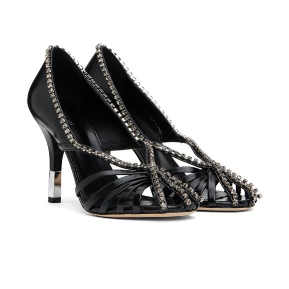 CHLOE Leonie Cutout Embellished Leather Pumps in Black & Silver 37 - Picture 2 of 5